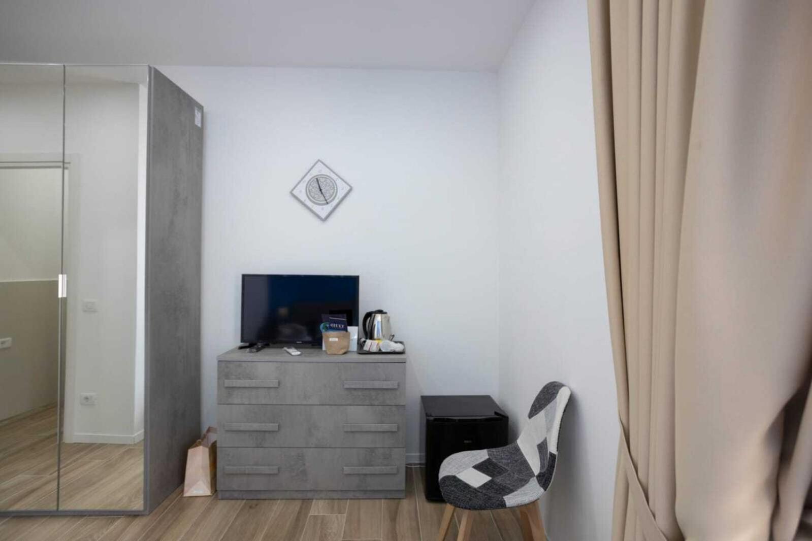 Giuly Suites & Rooms 나폴리 외부 사진