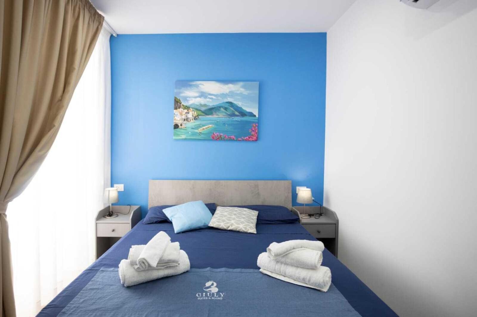 Giuly Suites & Rooms 나폴리 외부 사진