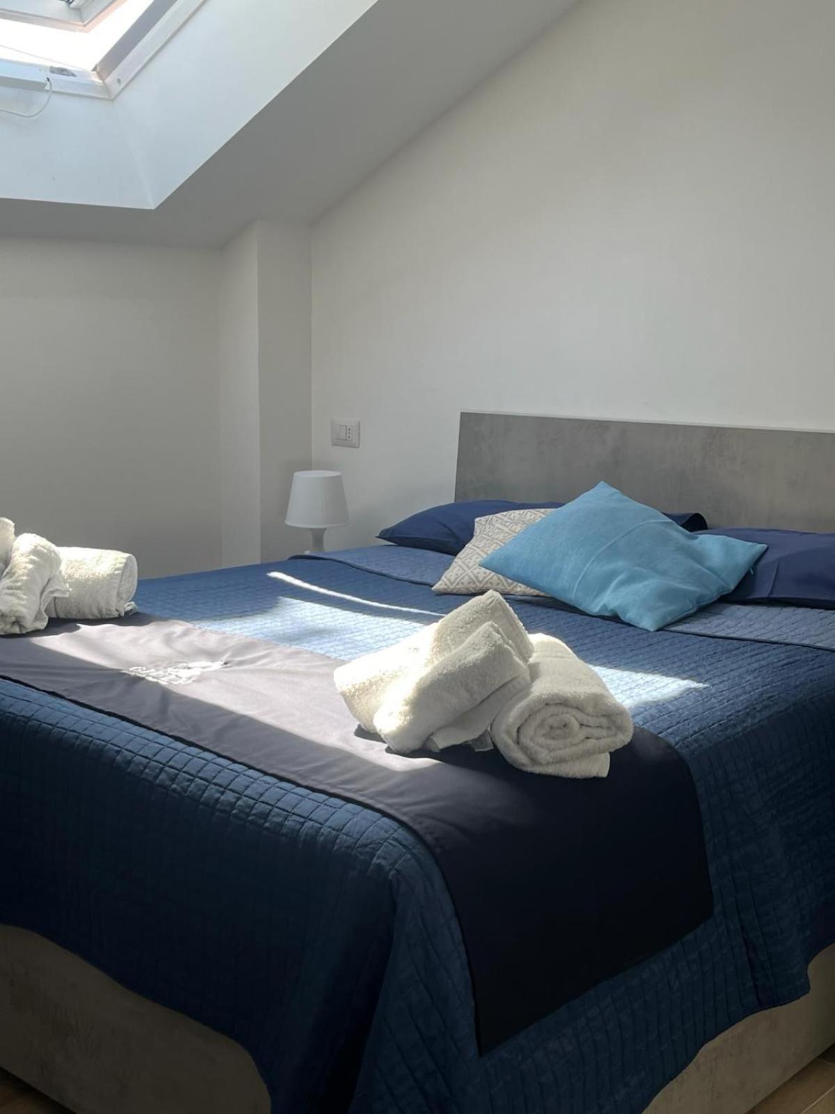 Giuly Suites & Rooms 나폴리 외부 사진